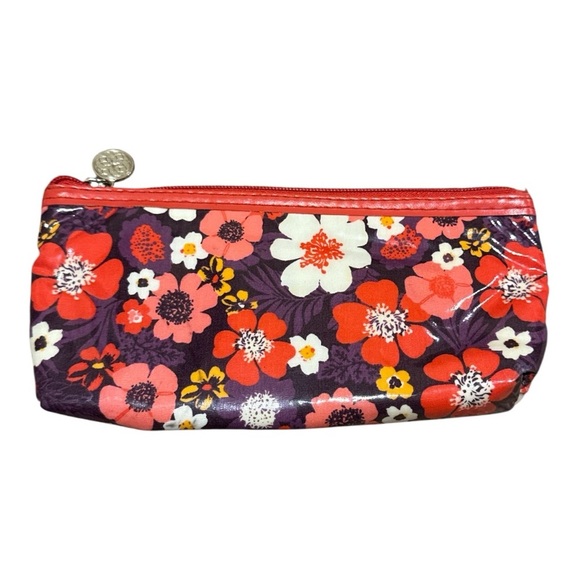 🧡 5 for $25 🧡 VERA BRADLEY Floral Print Women's Clutch/ makeup pouch - Picture 1 of 3